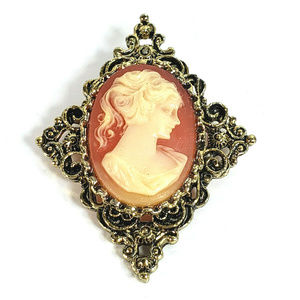Vintage Gerry's Cameo Brooch 1970s Gold Tone
